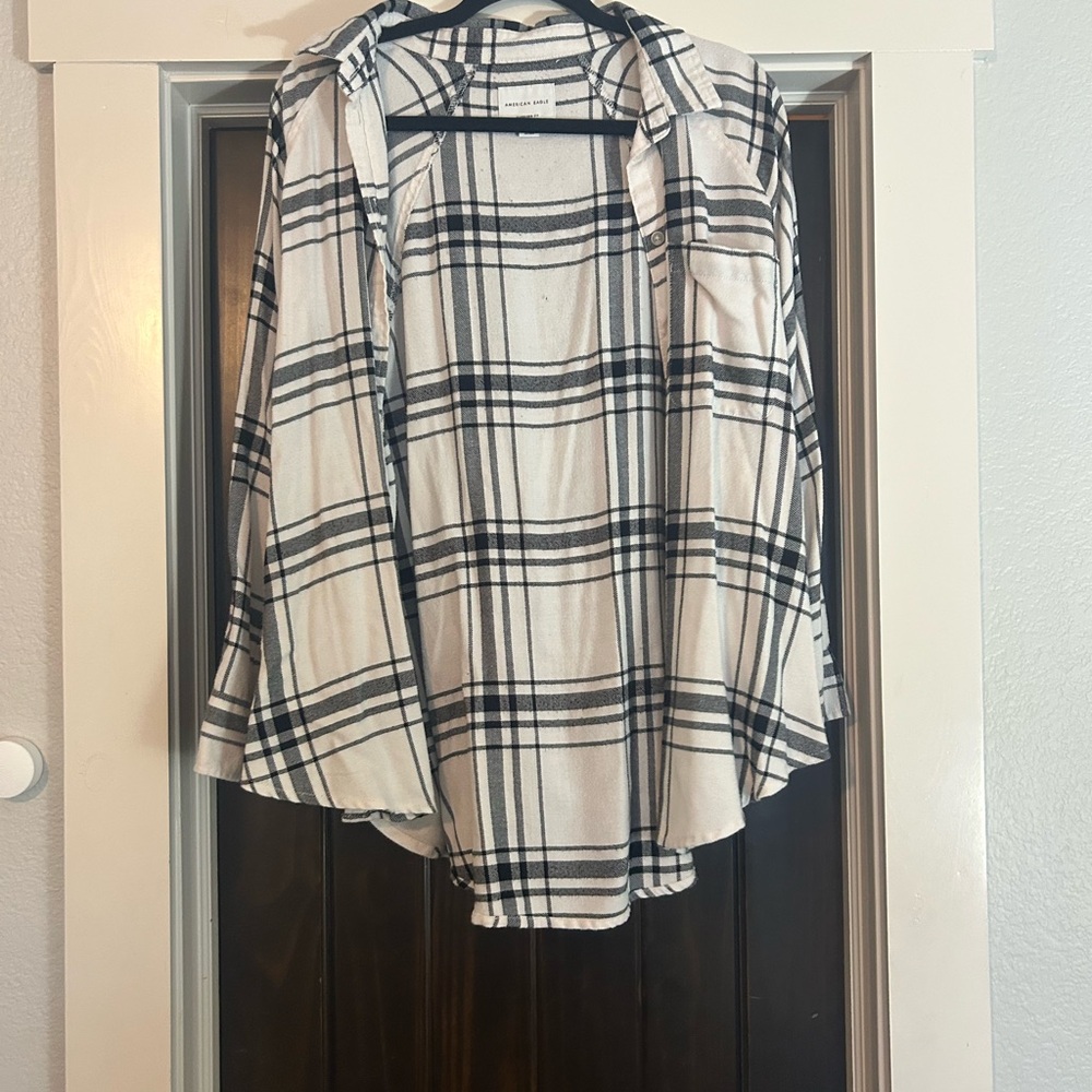 American Eagle Outfitters Black and White Plaid Cardigan